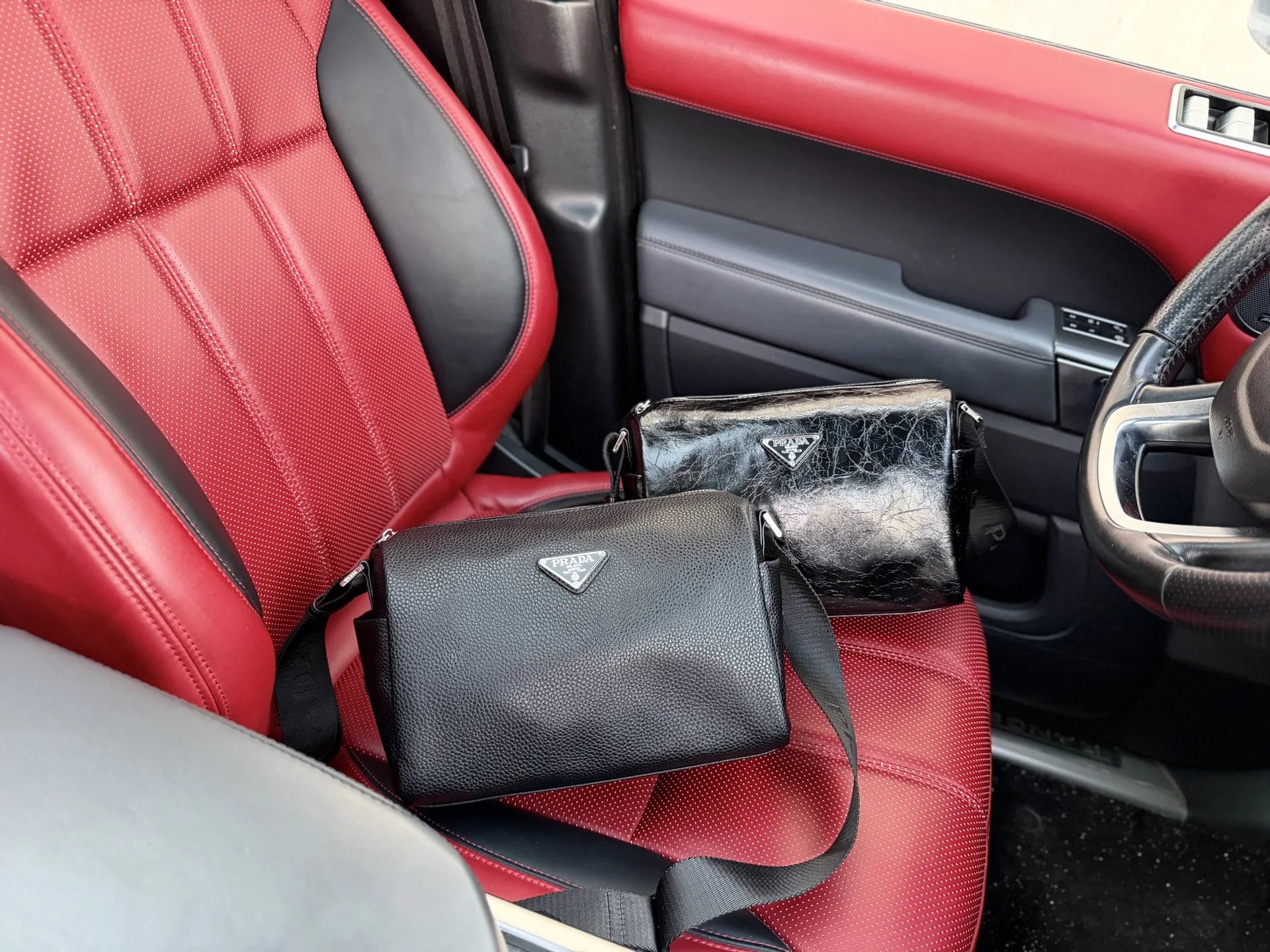 Prada Bag — 3cf043c6