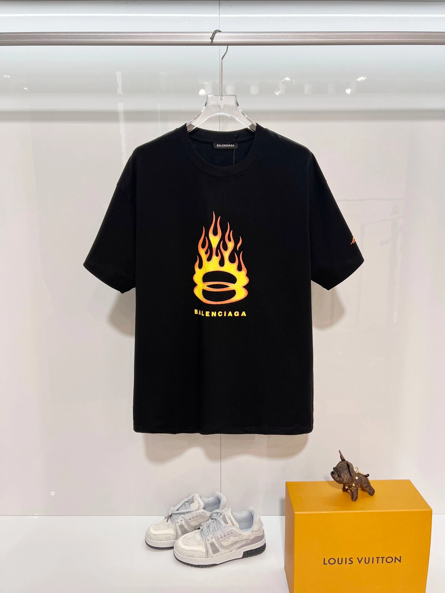 Balenciaga T-Shirt — 5b4da91f