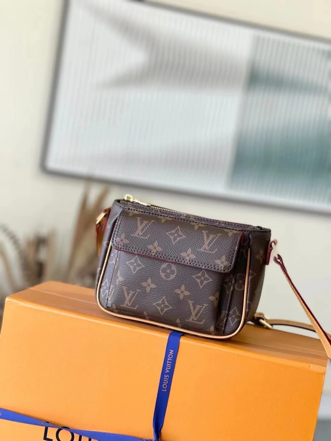 Louis Vuitton Bag — 182864d2