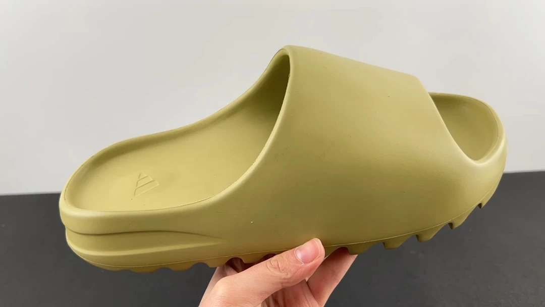 Adidas Slippers — 90807053