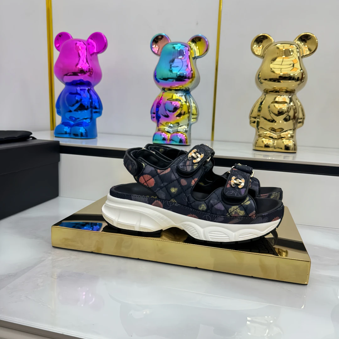 Chanel Slippers — cc8e94ad