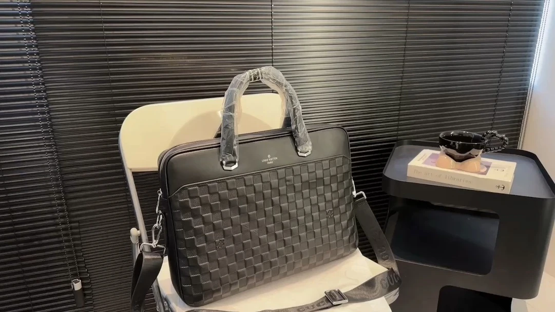 Travel Bags — f2ea152c