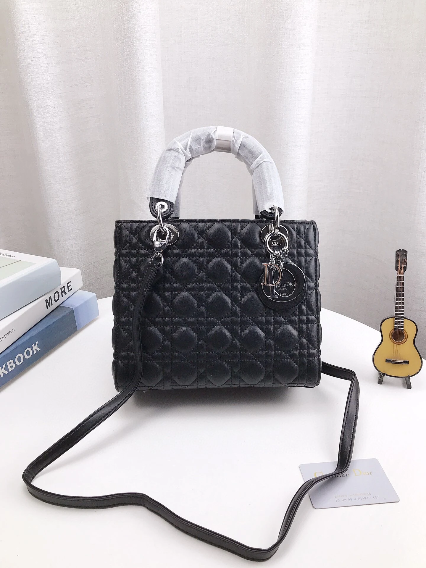 Dior Bag — 4b73a4a0