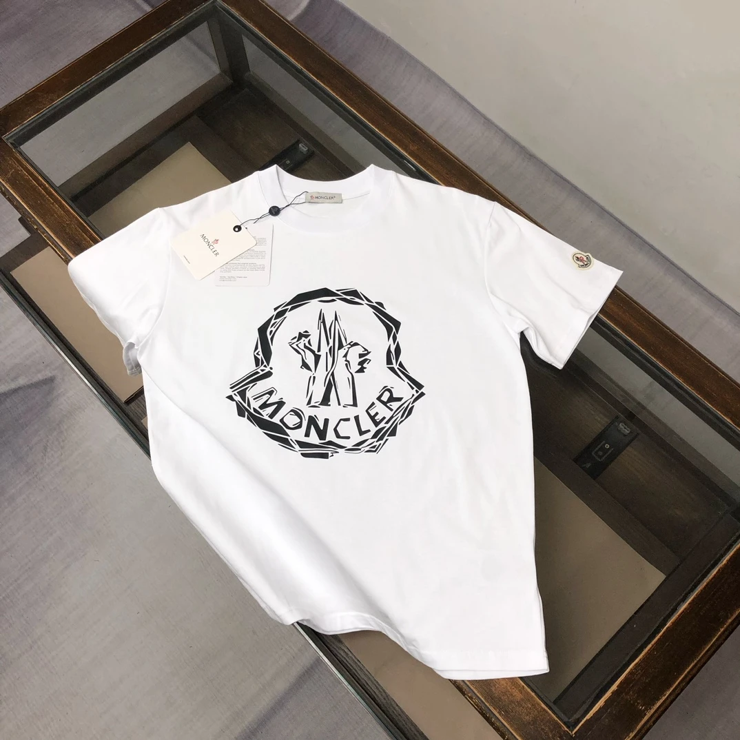 Moncler T-Shirt — 42057f1f