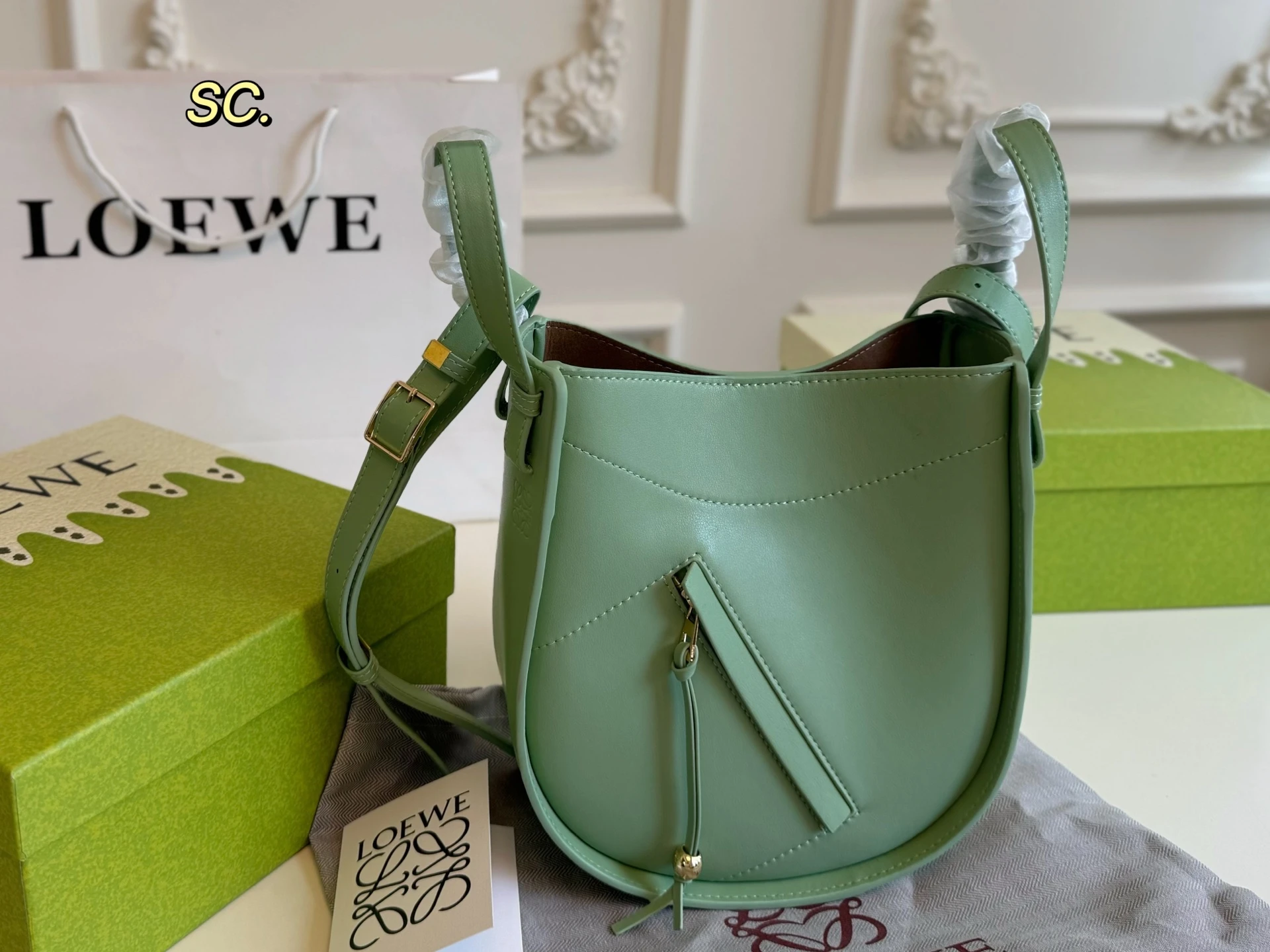 Loewe Bag — ad0dc8fa