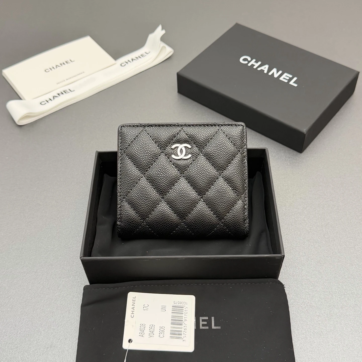 Wallets — b10cb6e9