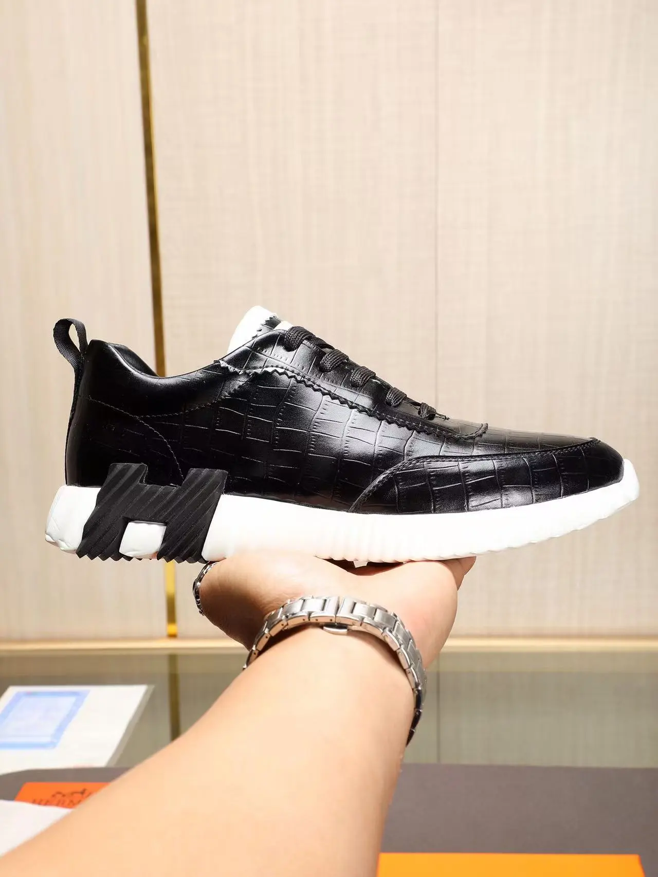 Hermès Sneakers — a2833c42