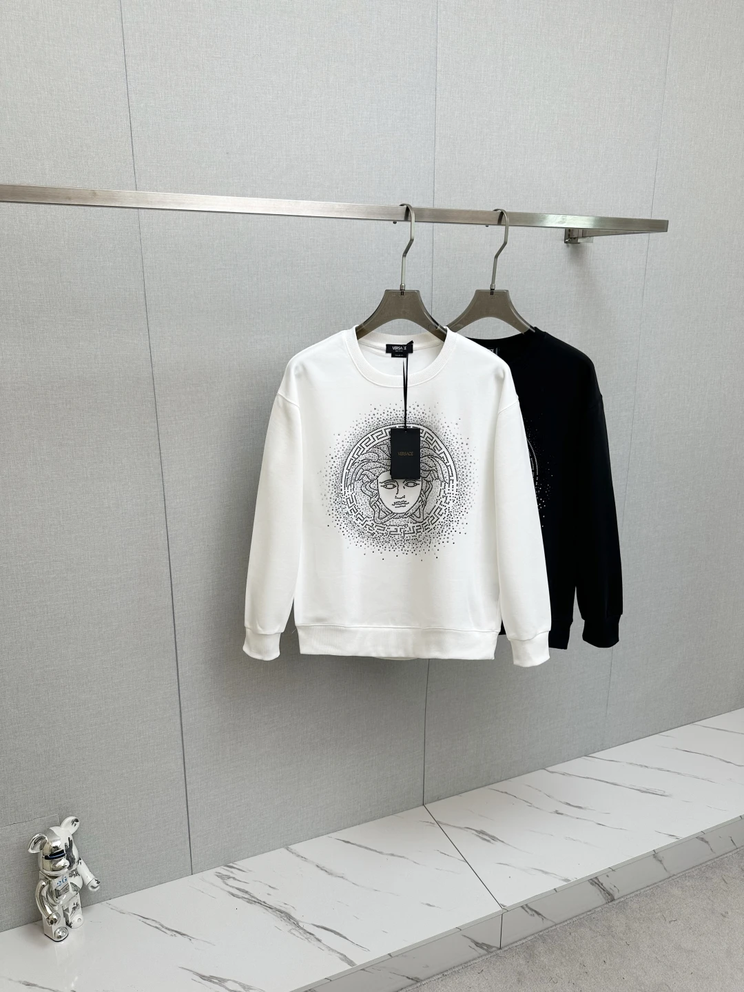 Sweatshirts — 1e0f00d0