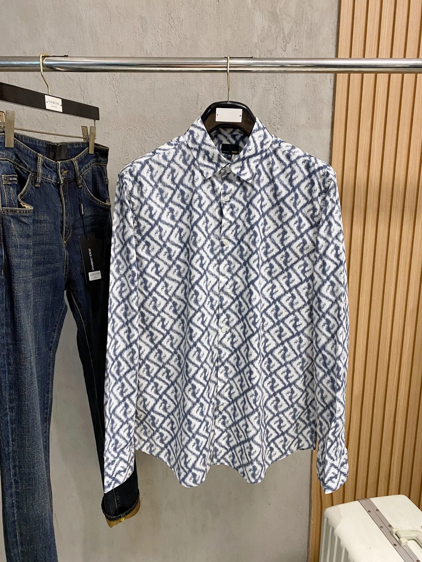 Fendi T-Shirt — c2017202