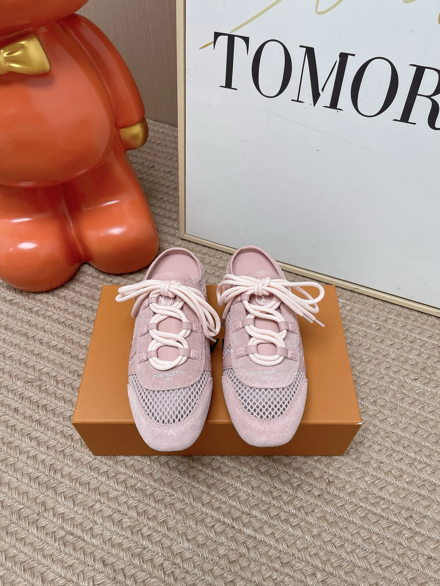Louis Vuitton Sneakers — 8ccc7225