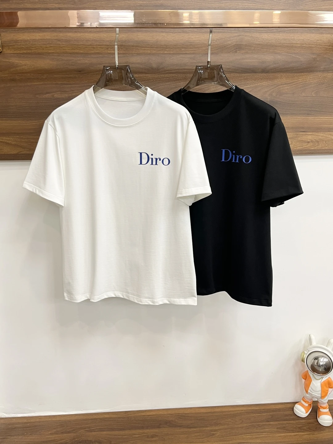 Dior T-Shirt — e53de8c1