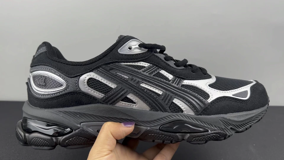 Asics Shoes — 80361d72