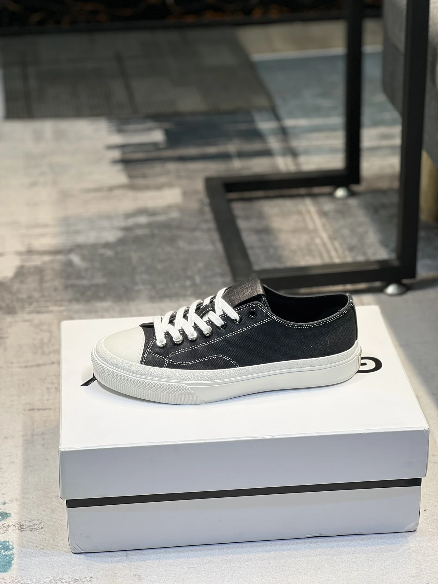 Givenchy Shoes — b423957a