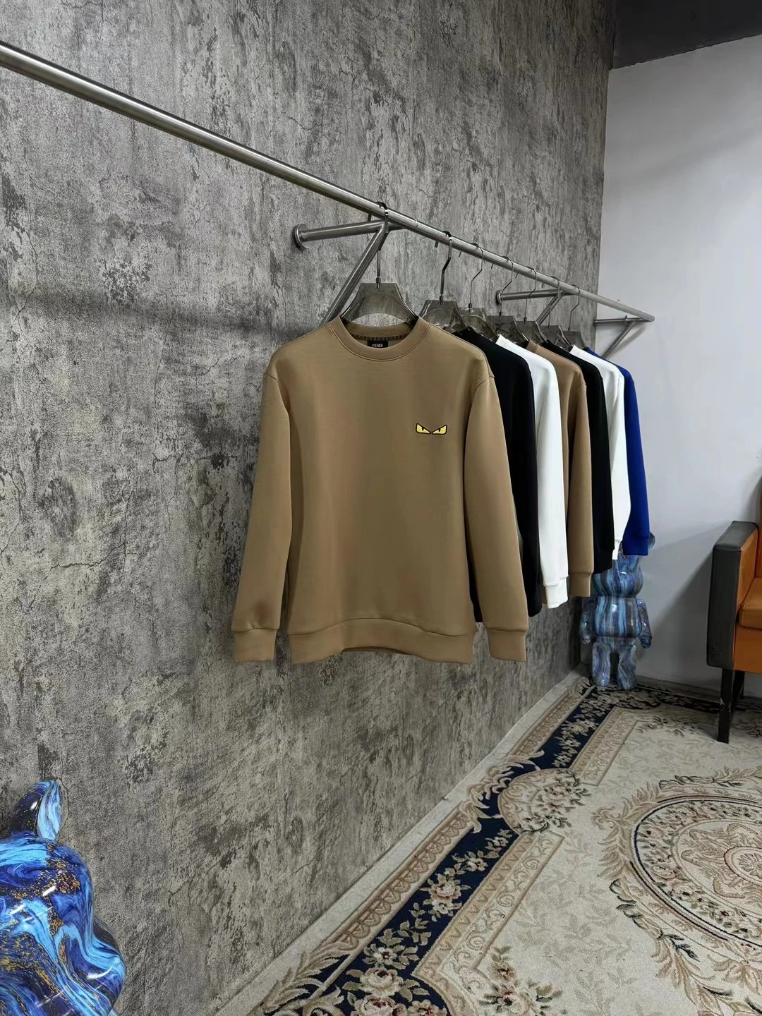 Sweatshirts — 92f94757