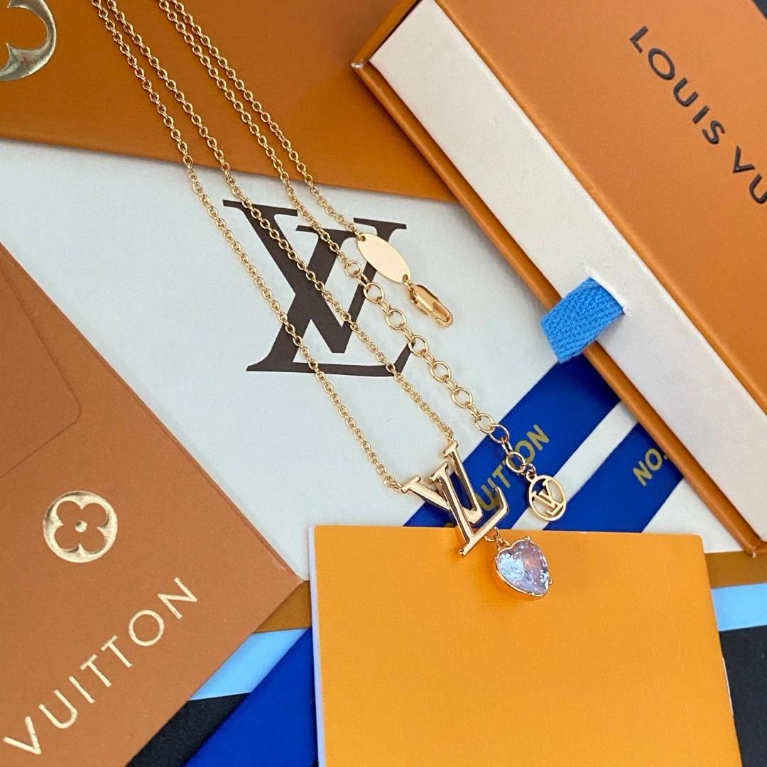 Louis Vuitton Necklaces — 08591ff3