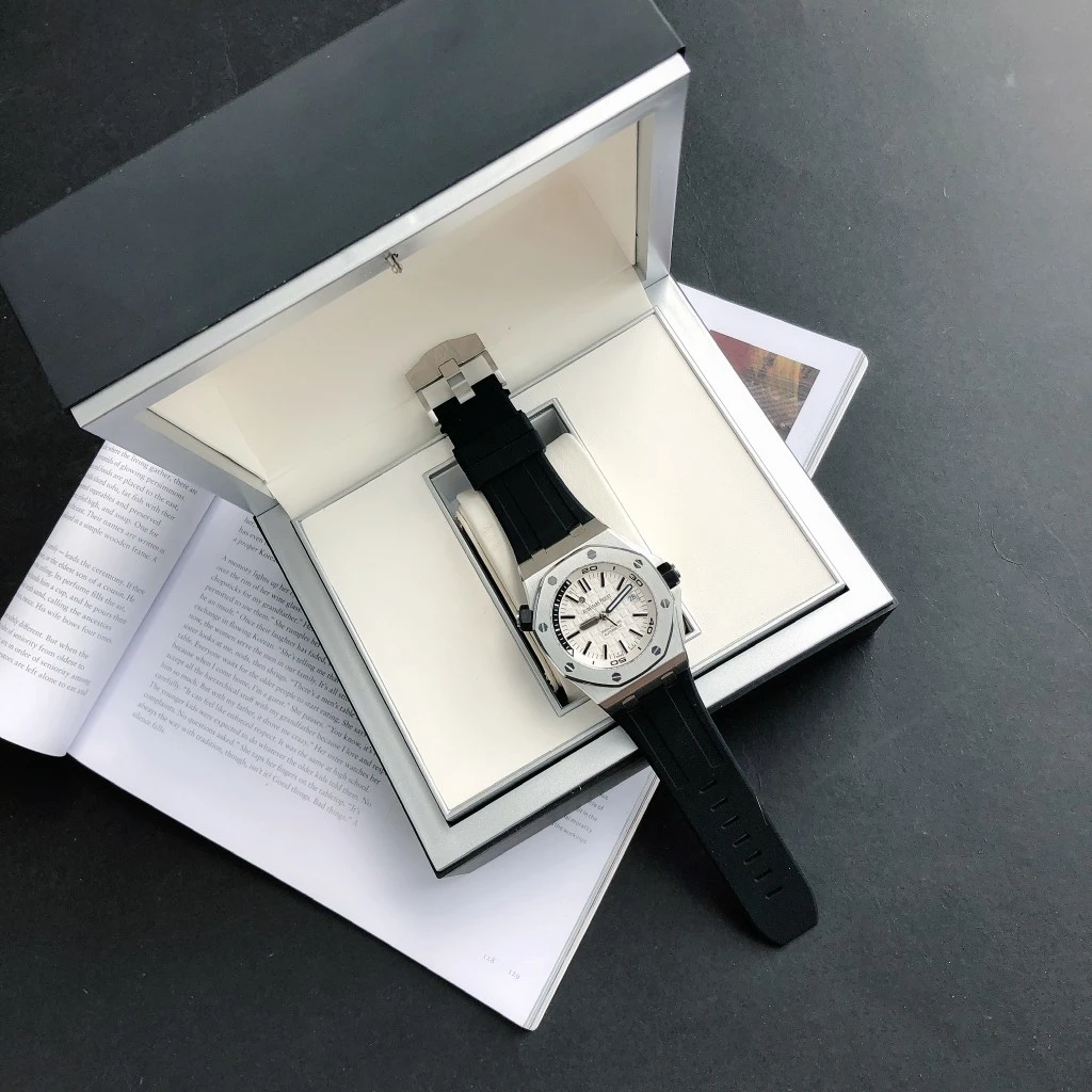 Audemars Piguet Watch — 9569f288