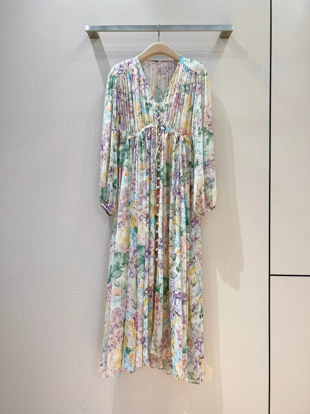 Dresses — cb669c00