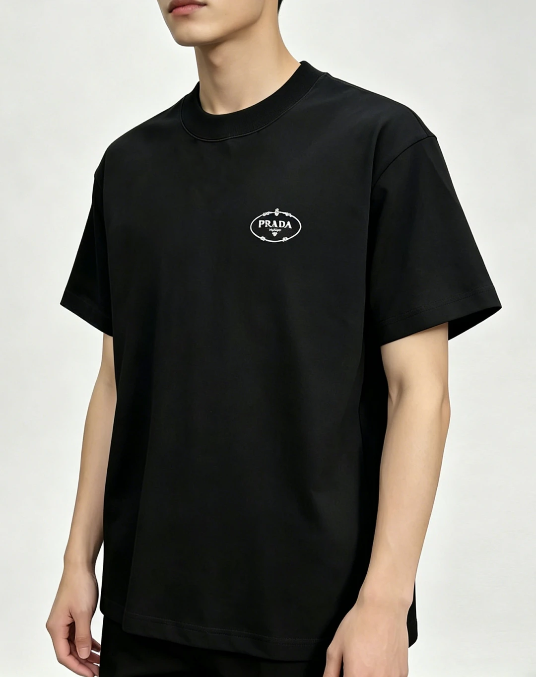 Prada T-Shirt — cc7fbe49