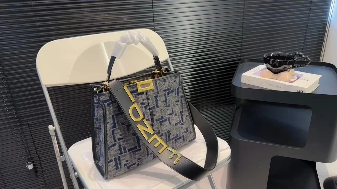 Travel Bags — 2432ae7e