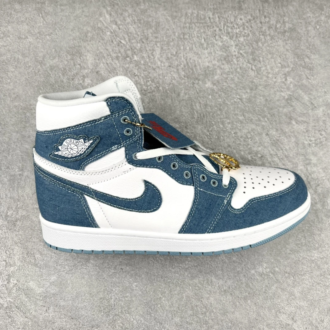 Nike Shoes — ff0e0f07