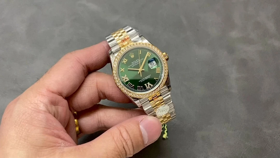 Rolex Watch — e7098187