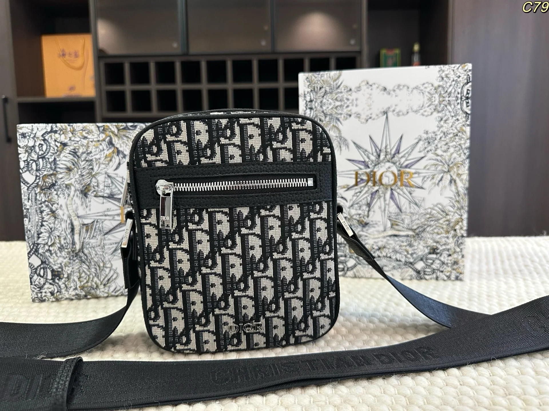Dior Bag — 44943038