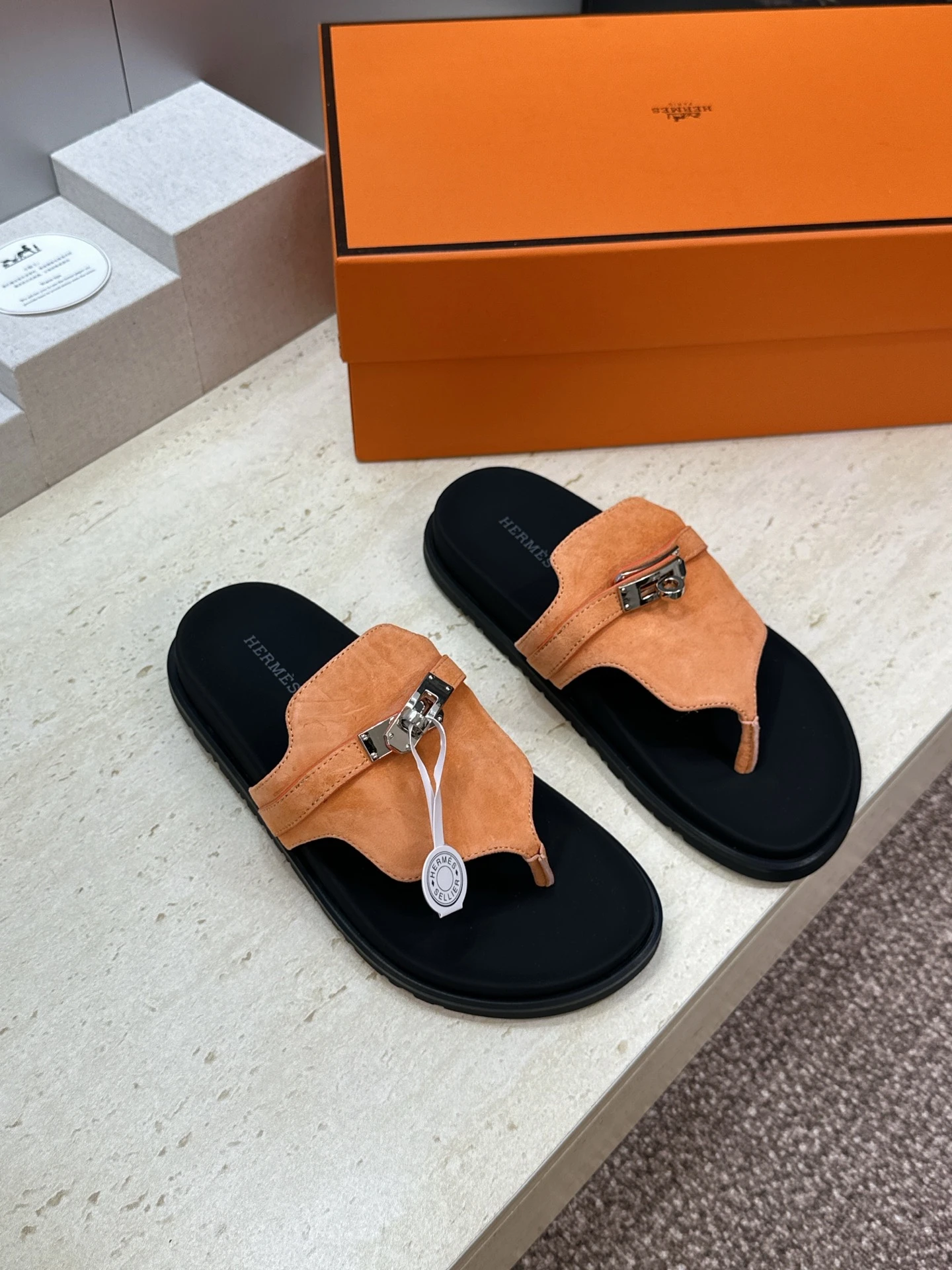 Hermès Slippers — 3b99ae8d