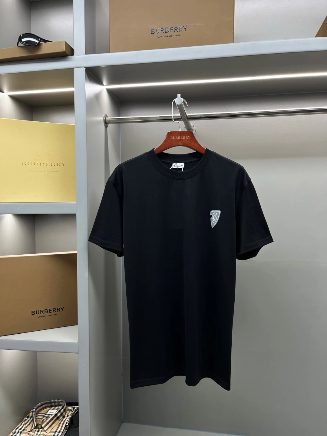 Burberry T-Shirt — 4b7d5449
