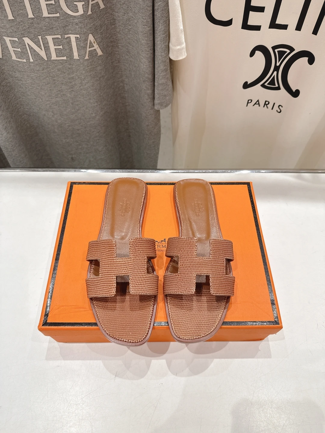 Hermès Slippers — 0def767e