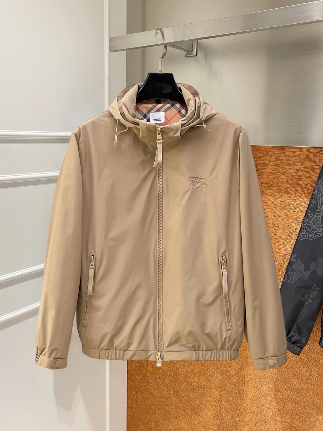 Burberry Jackets — 6907dfa6