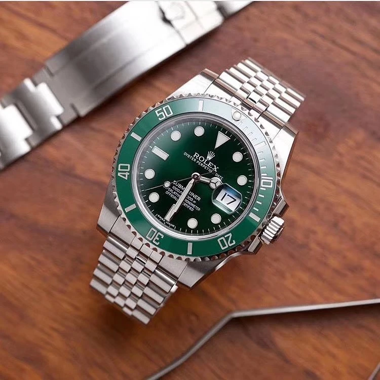 Watch — eaabce76