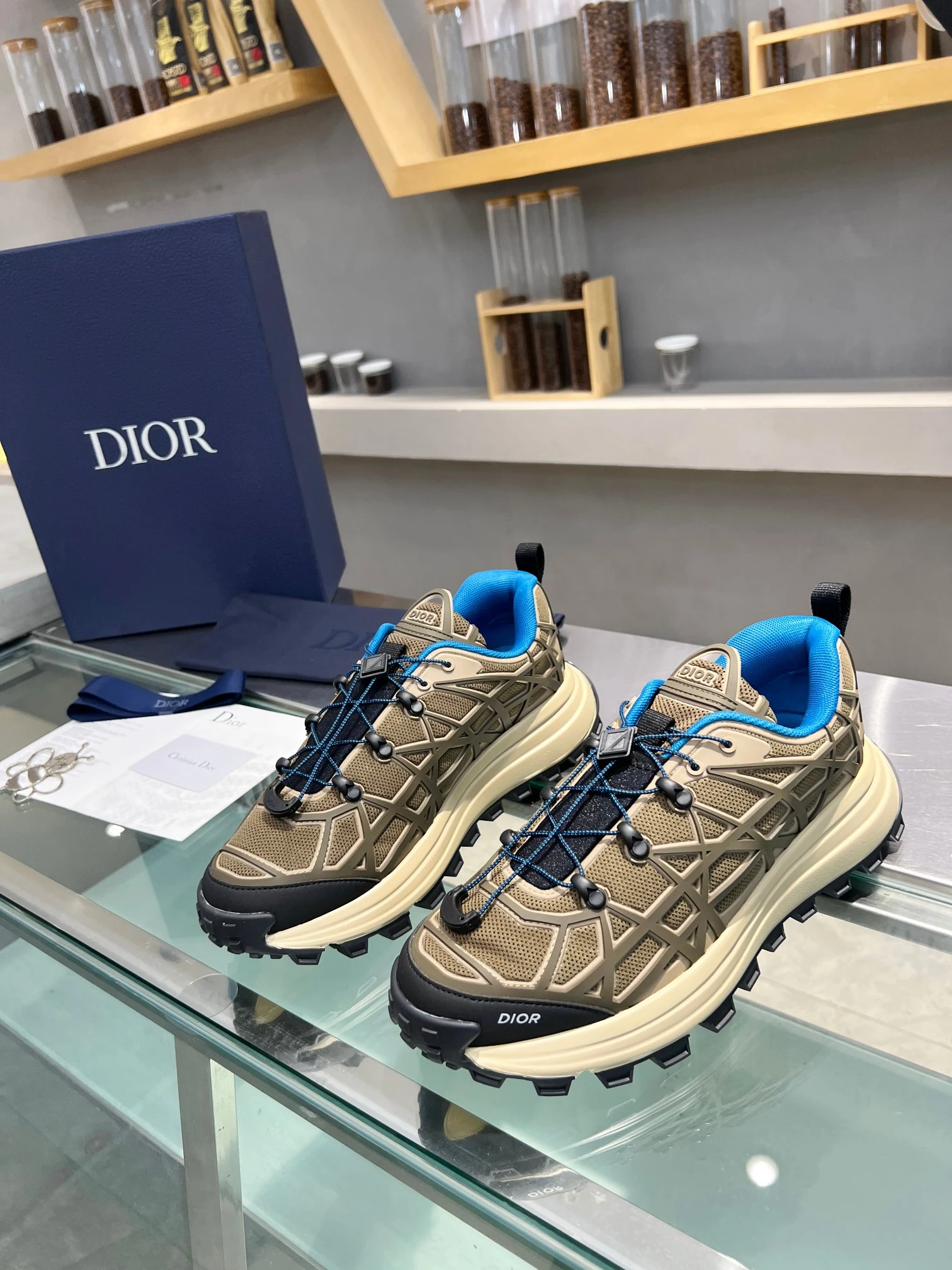 Dior Sneakers — 750a3cd8