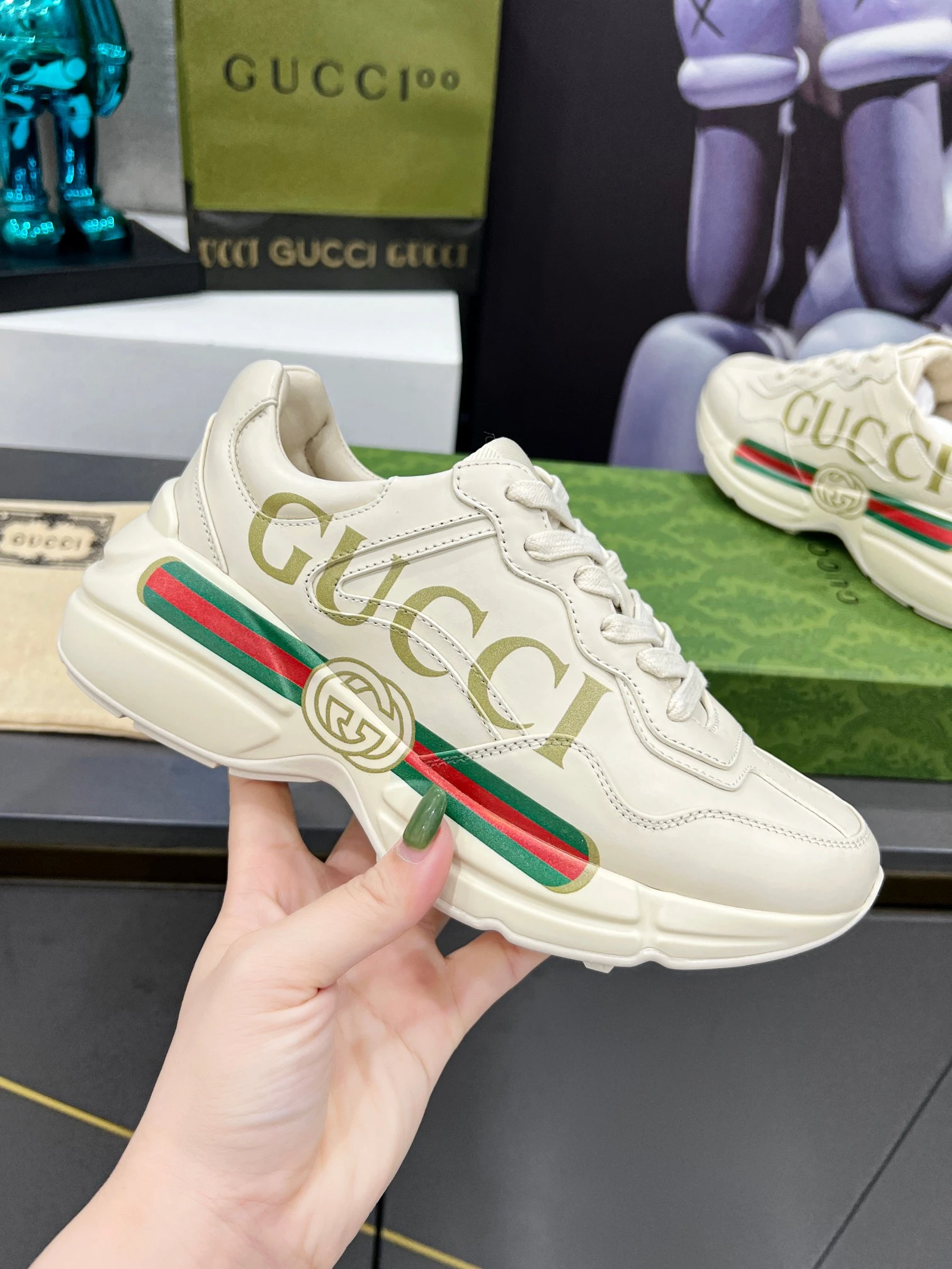 Gucci Shoes — d3d3f803