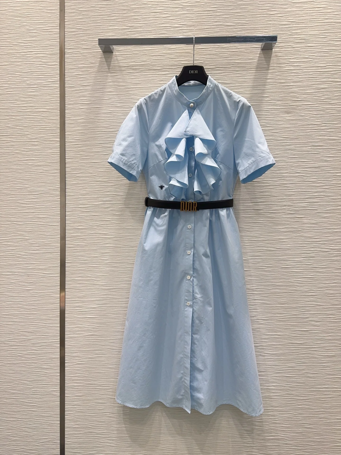 Dresses — 741b3835
