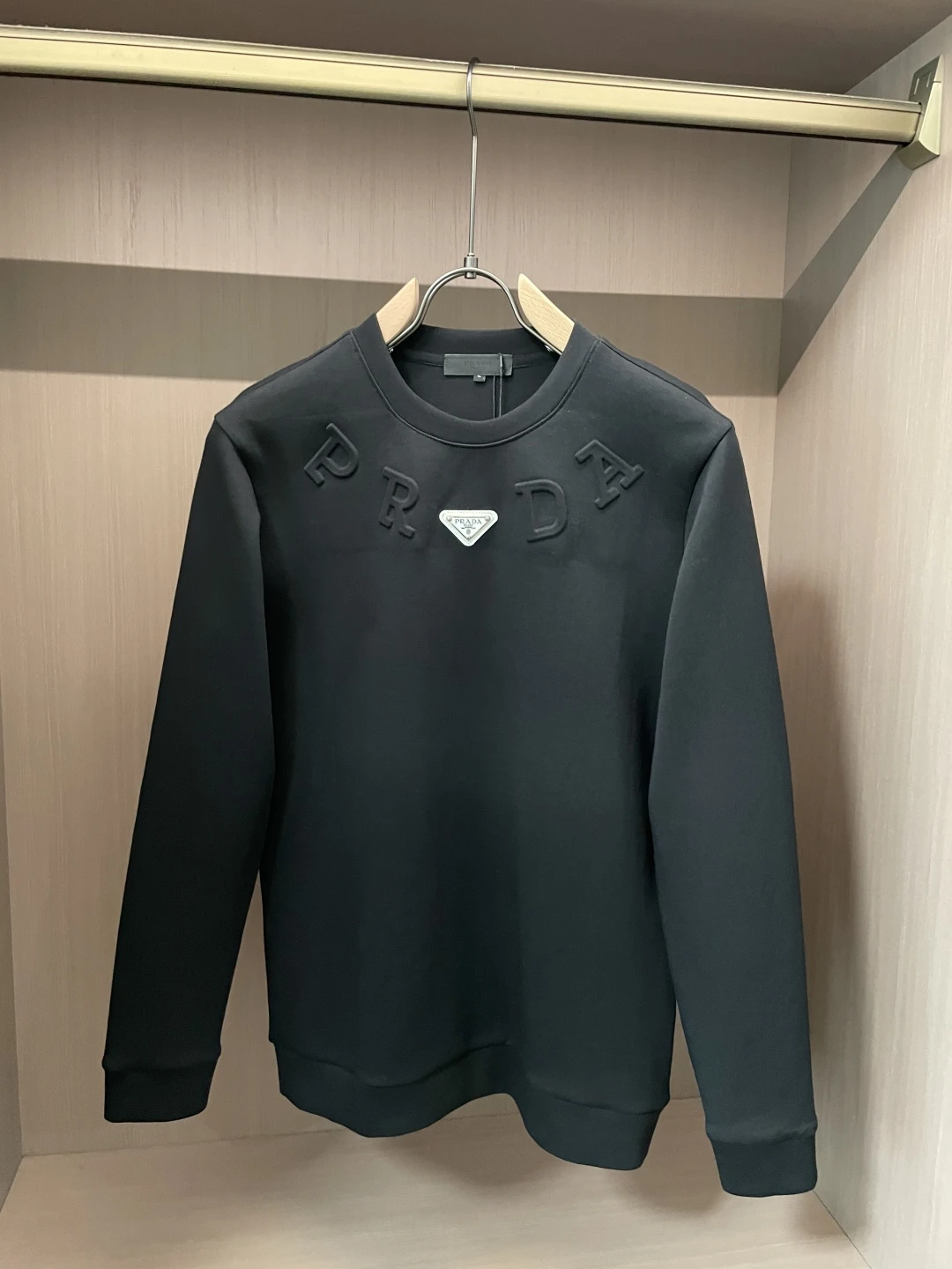 Sweatshirts — 9061f60c