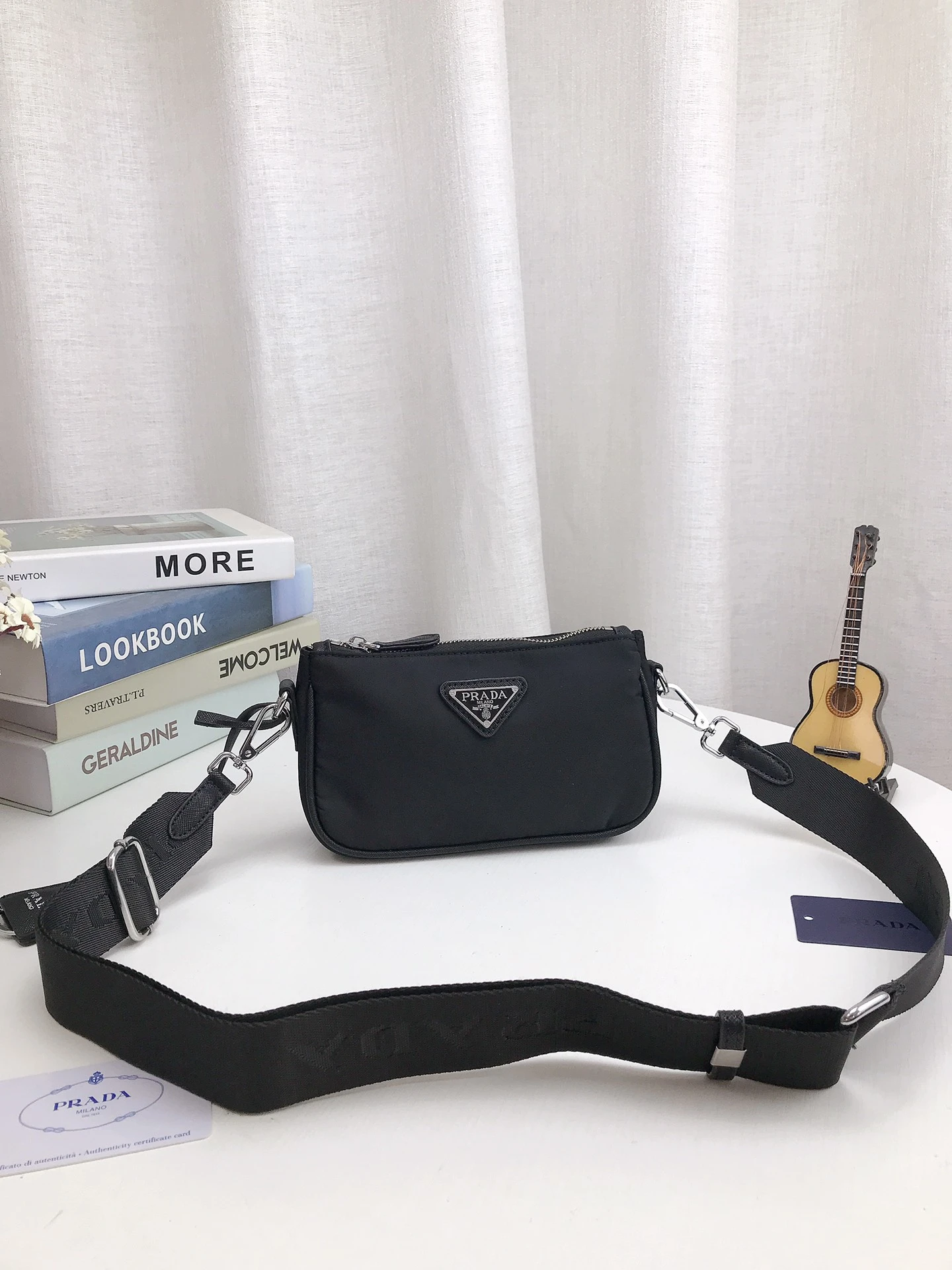 Prada Bag — 44dac257