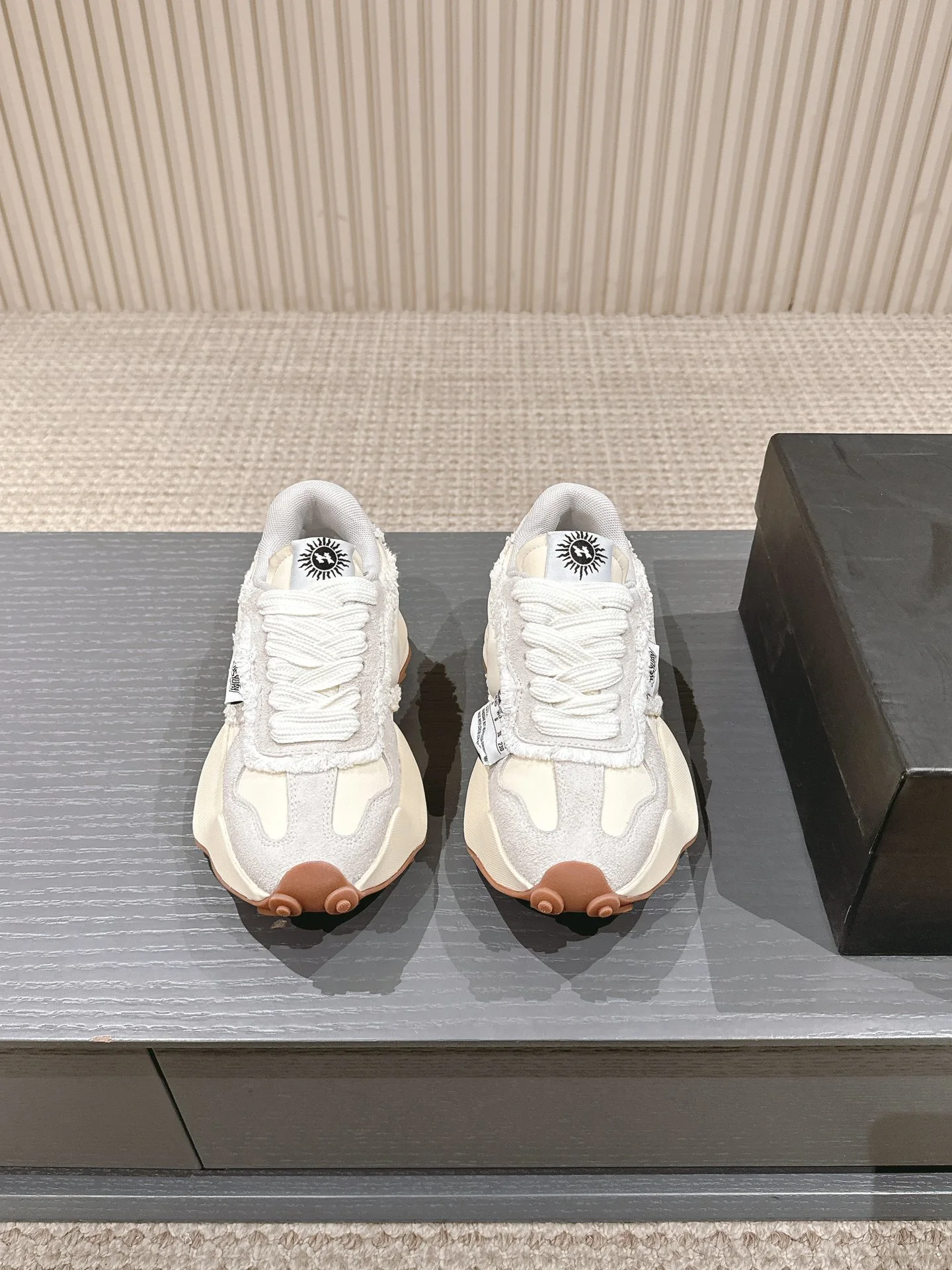 XVESSEL Sneakers — cd2b8463