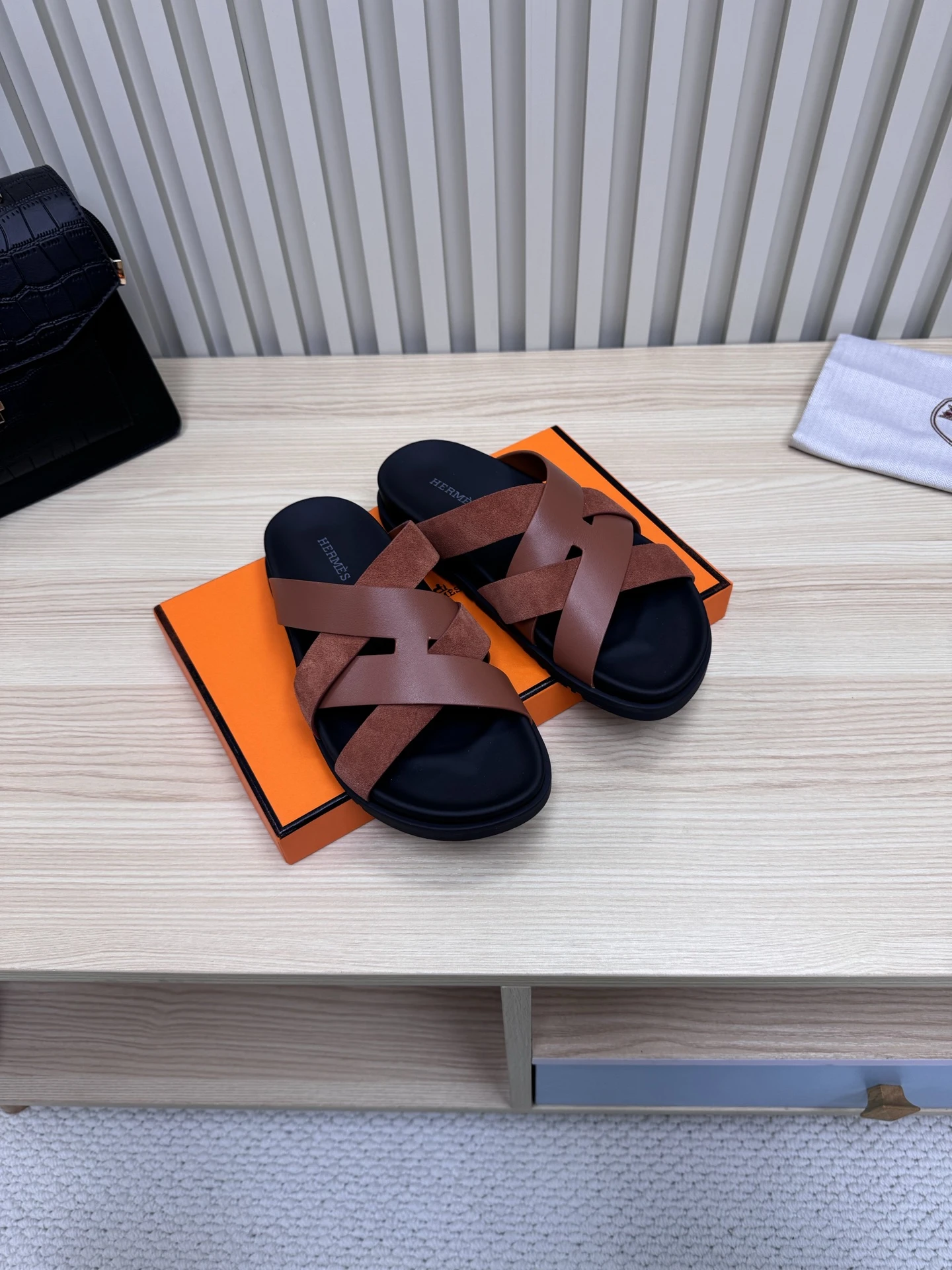 Hermès Slippers — 5b204a50