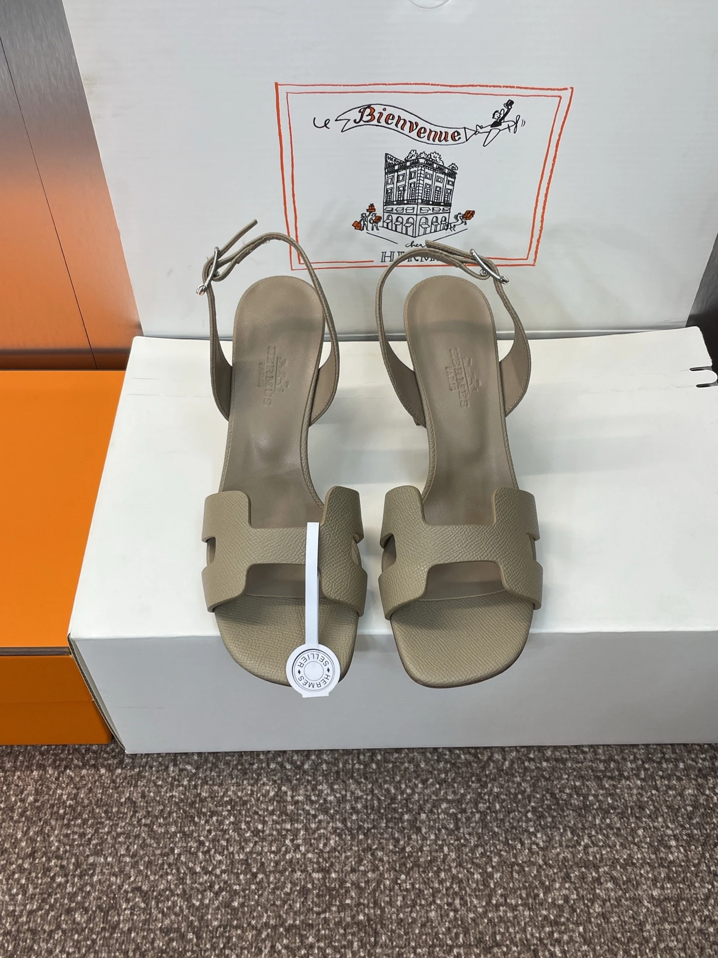 Hermès Sandals — ddde00c4
