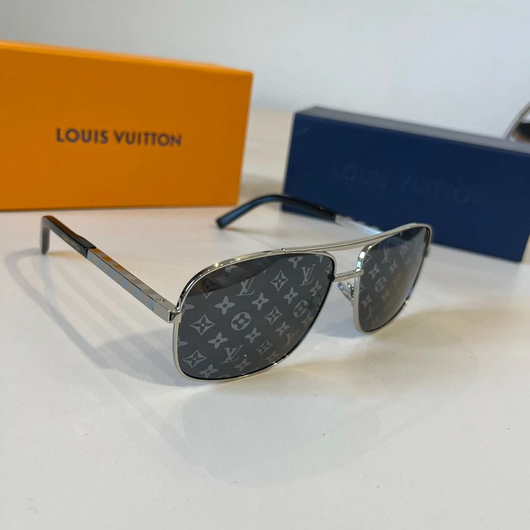 Louis Vuitton Eyewear — a832ddd2