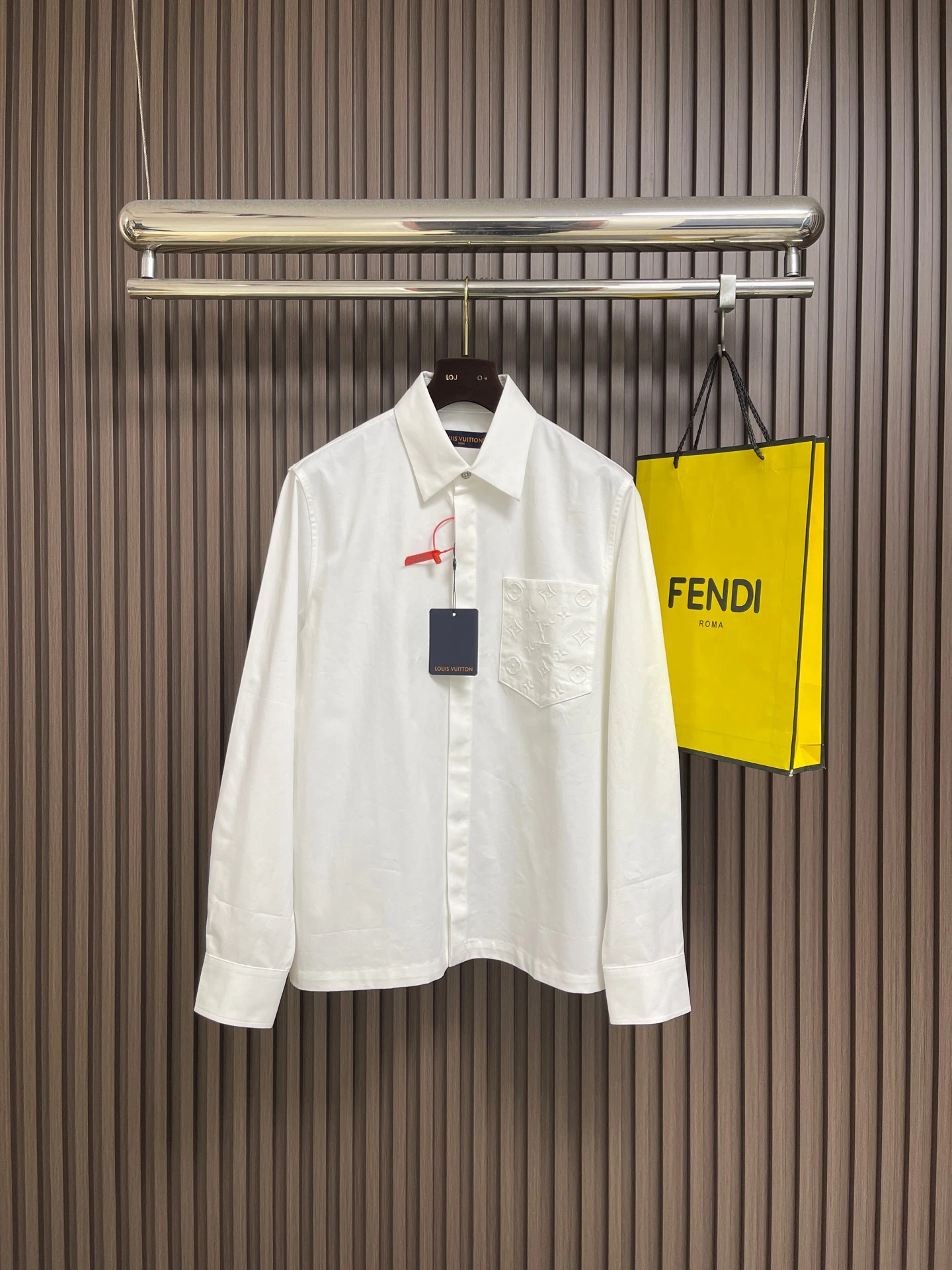 Louis Vuitton Shirts — d031c99b
