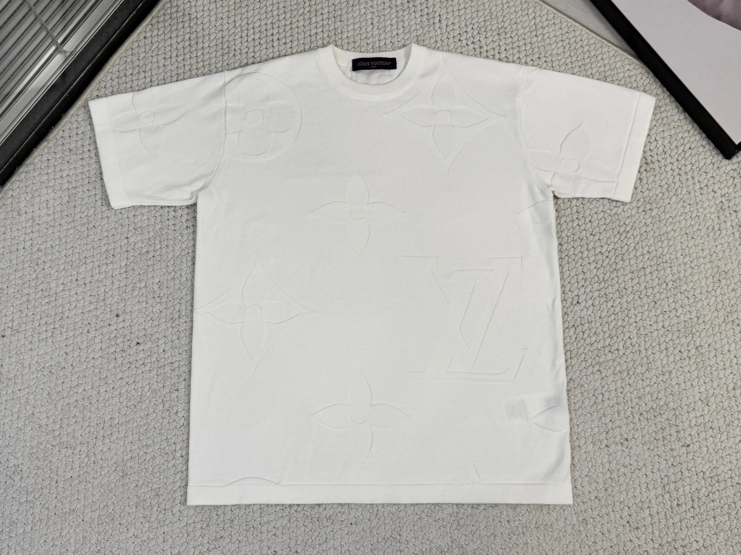 Louis Vuitton T-Shirt — fe9e4d59