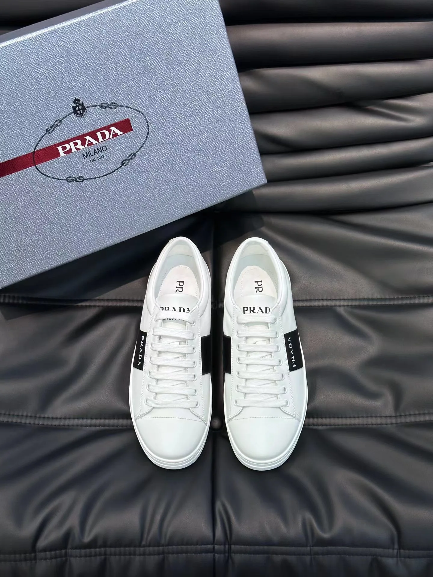 Prada Sneakers — e036c571