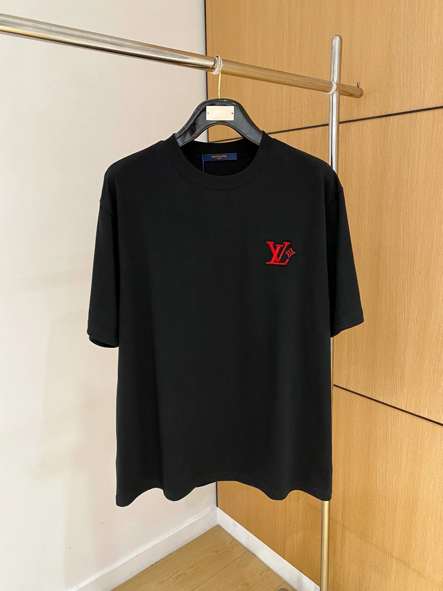 Louis Vuitton T-Shirt — 2094e7b6