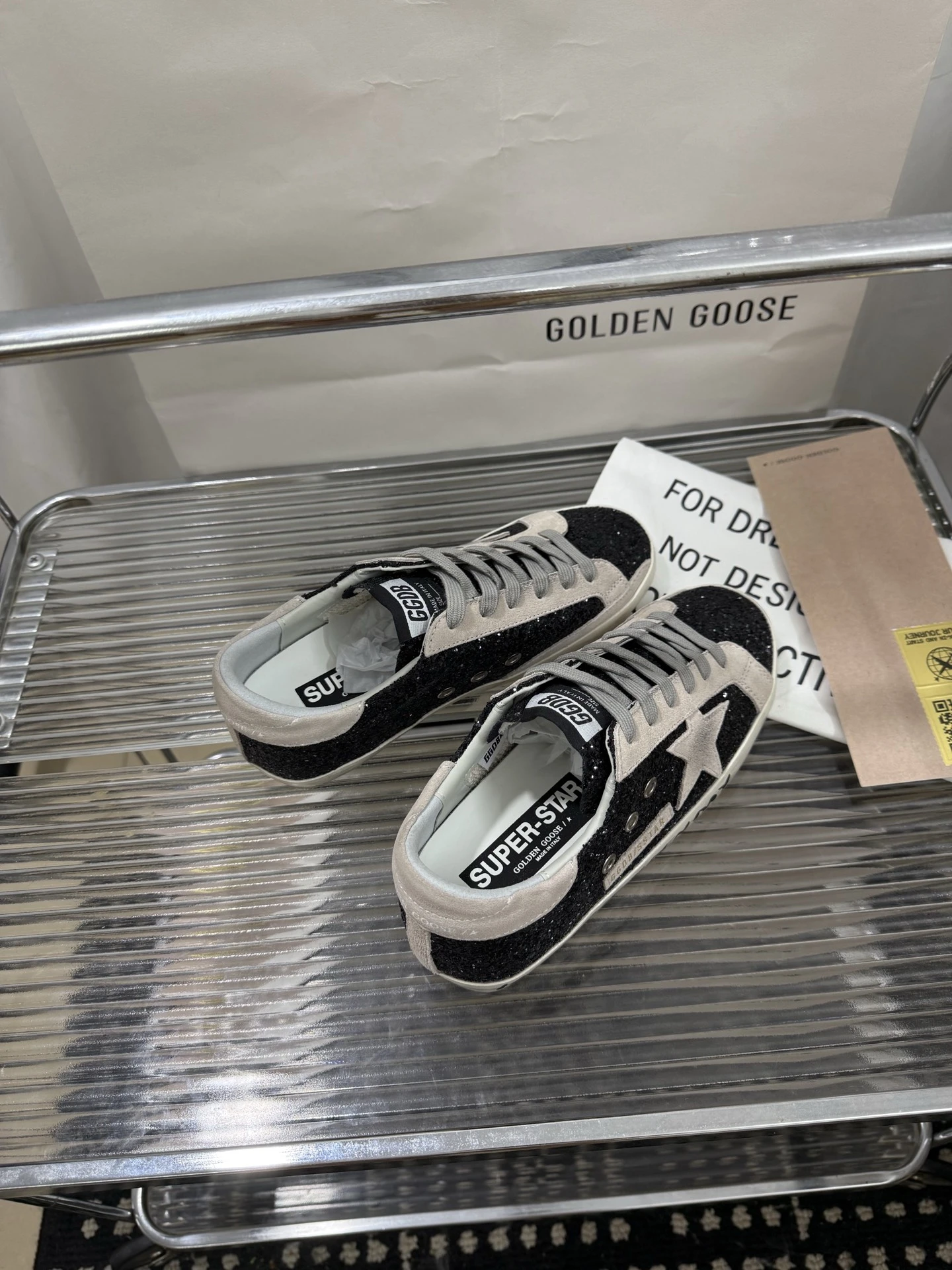 Golden Goose Sneakers — 53ac0bcc