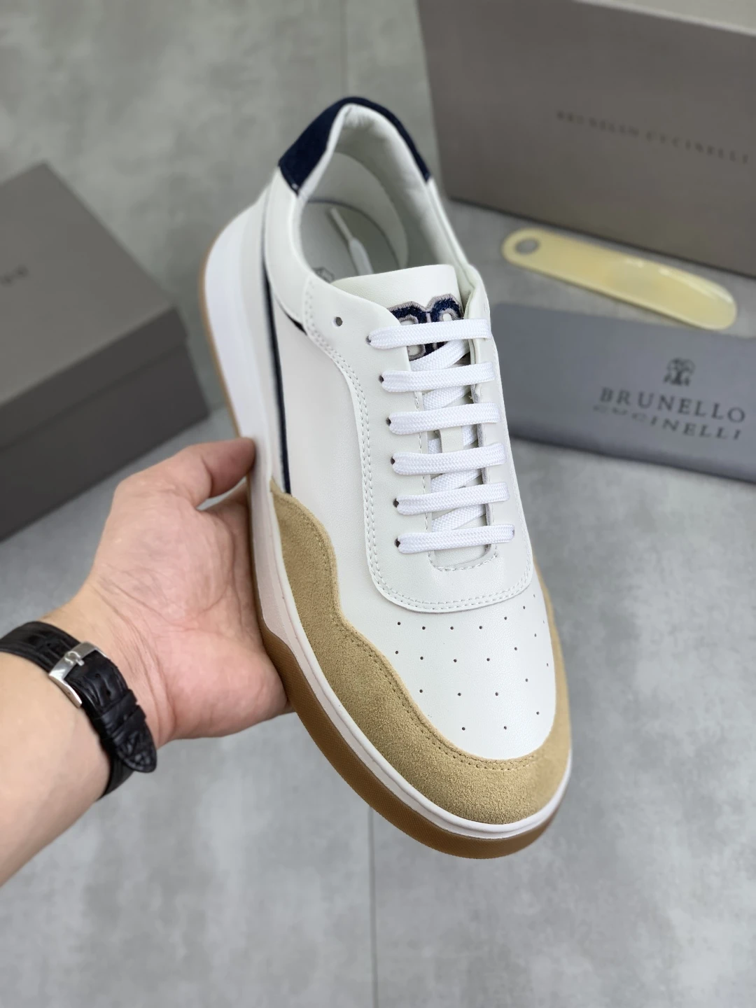 Brunello Cucinelli Sneakers — 56198c49