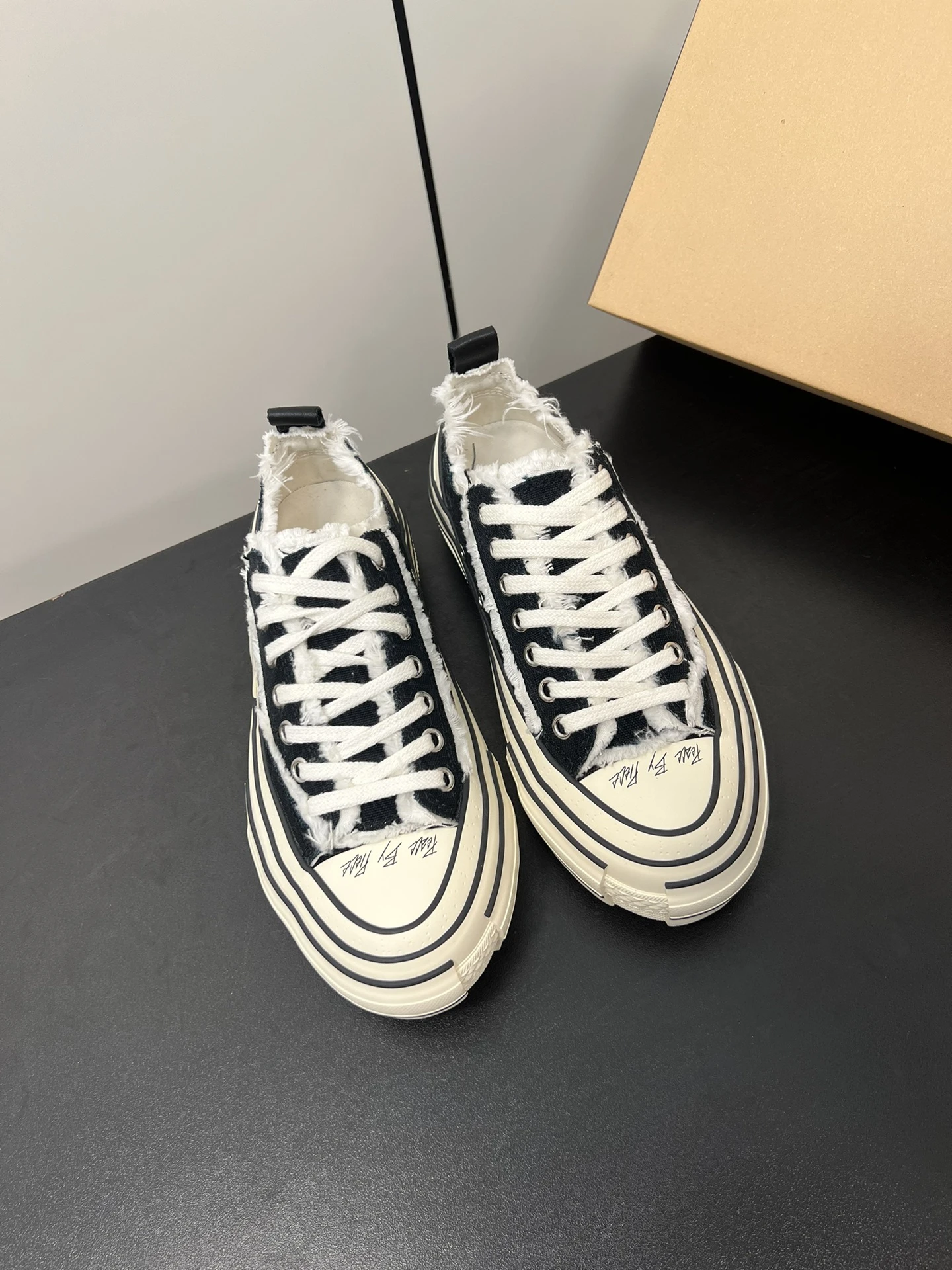 XVESSEL Sneakers — 217baeda