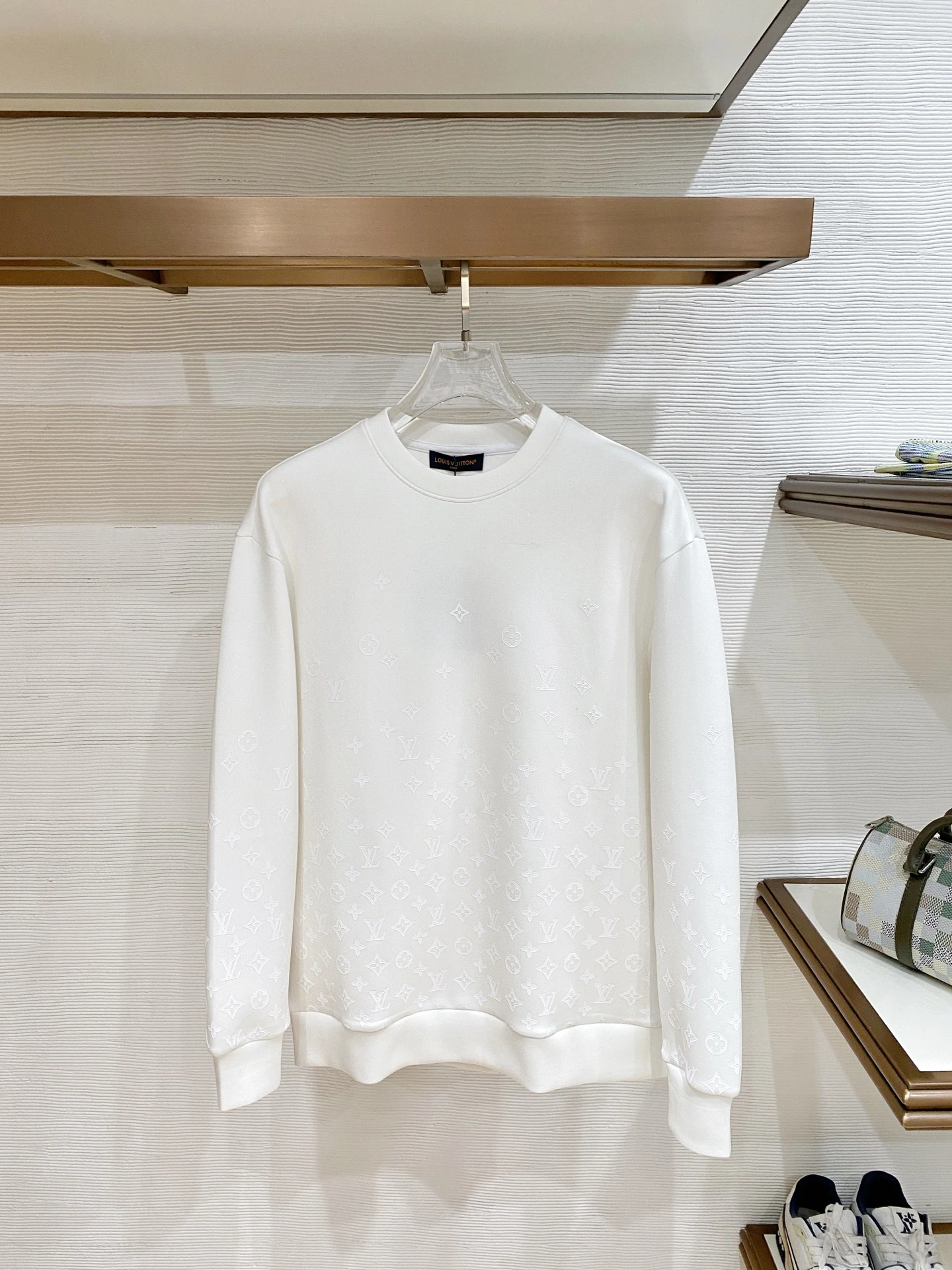 Louis Vuitton Sweatshirts — ebc54d9e