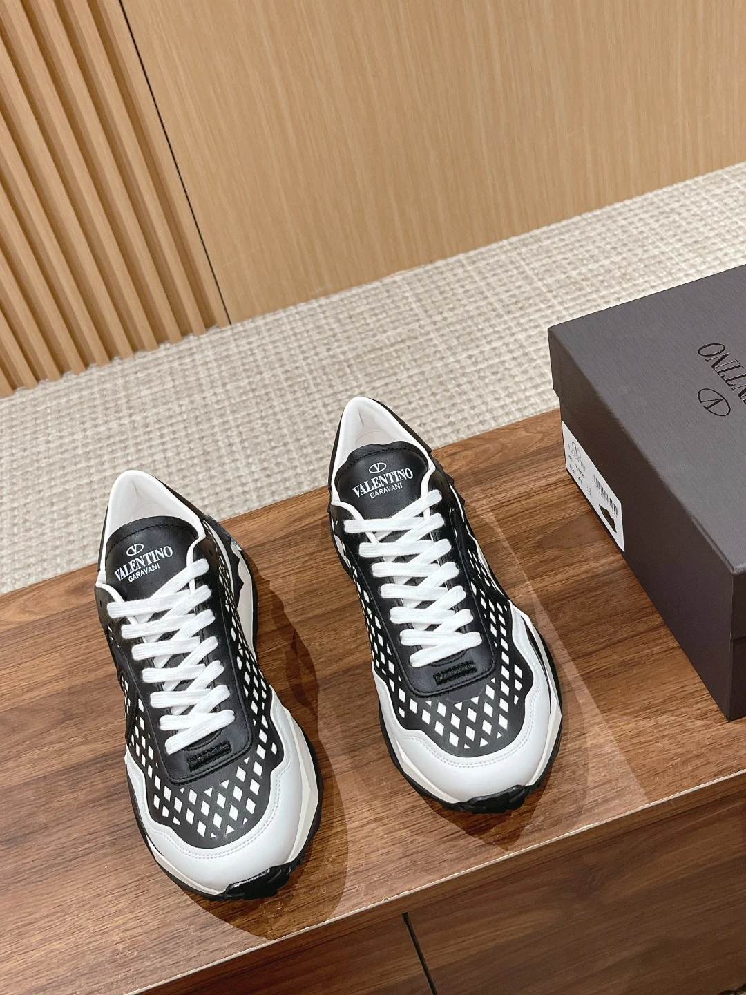 Valentino Sneakers — bd439568