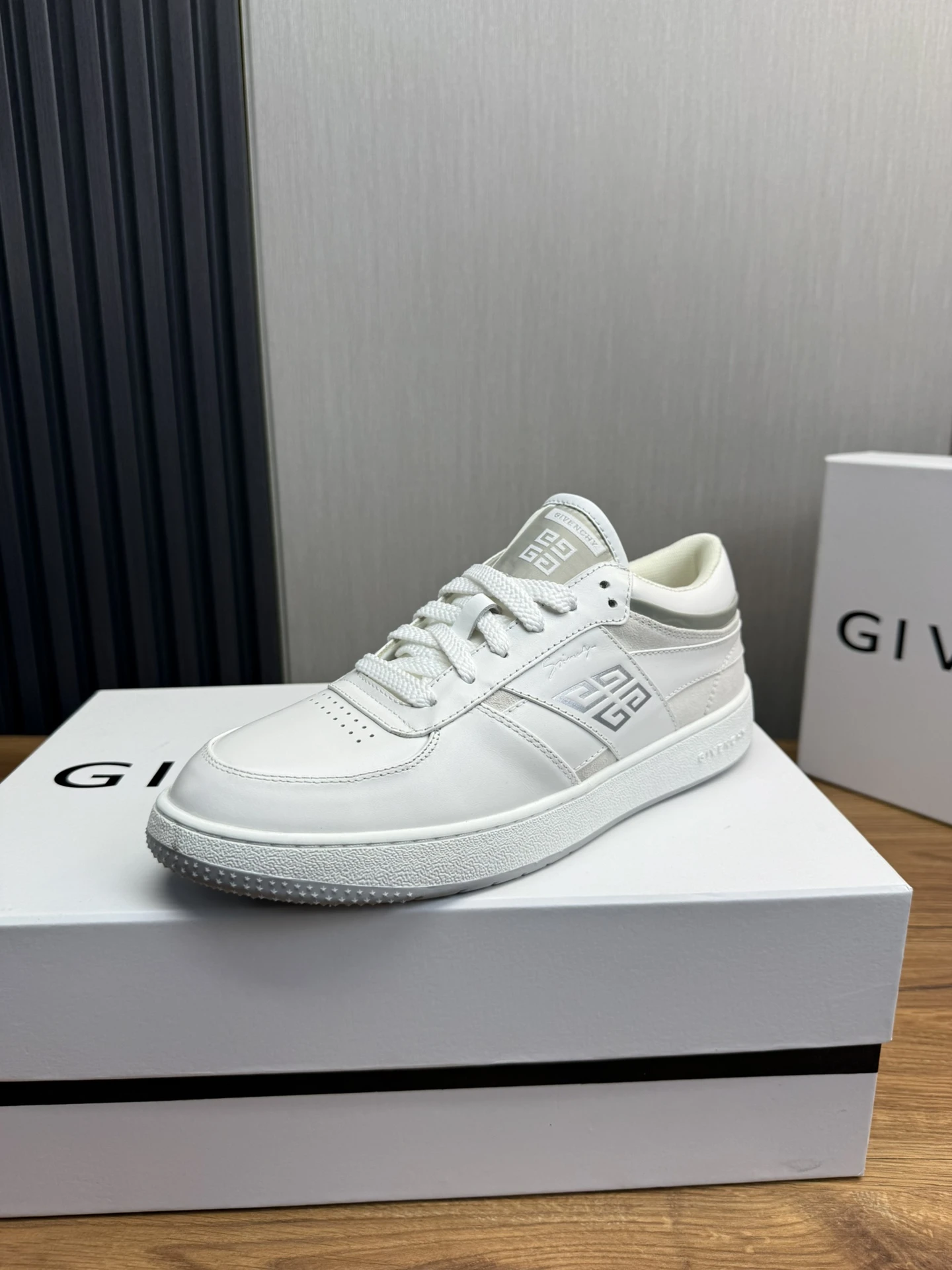 Givenchy Shoes — 42593da1